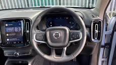 Volvo XC40 2.0 B4P Ultra Dark 5dr Auto Petrol Estate